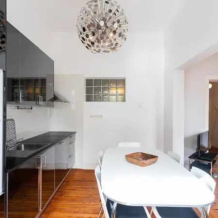 Santa Justa 24 Downtown Daire