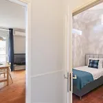 Appartement Santa Justa 24 *