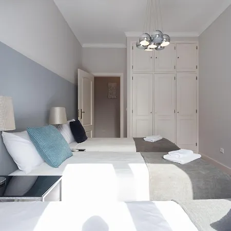 Santa Justa 24 شقة *