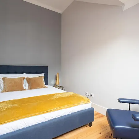 Apartment Santa Justa 24 *