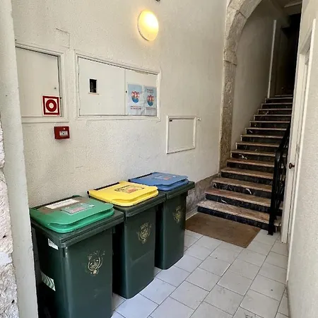 Santa Justa 24 Downtown Apartment *