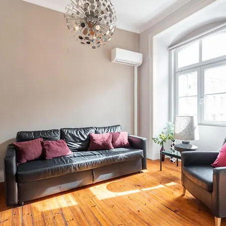 Apartment Santa Justa 24 Downtown Lisbon